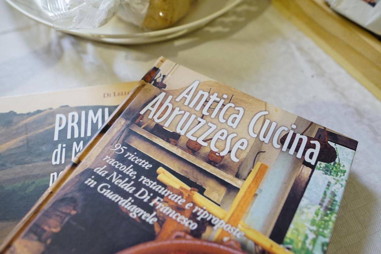 La Casa Di Zia Mimina Bed & Breakfast Civitella Casanova Eksteriør bilde